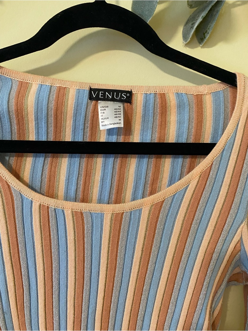 Venus Retro Bell Sleeve Ribbed Sweater Top - Picture 6 of 7